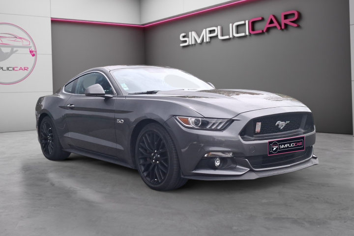 FORD MUSTANG FASTBACK