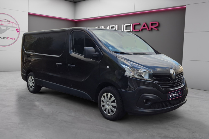 RENAULT TRAFIC FOURGON