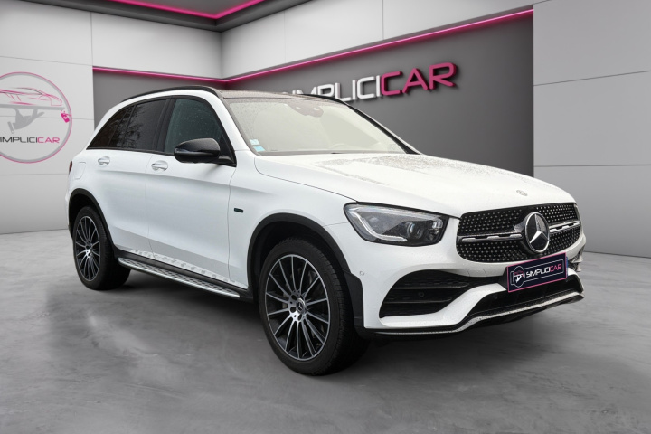 MERCEDES GLC