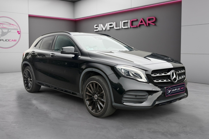 MERCEDES GLA